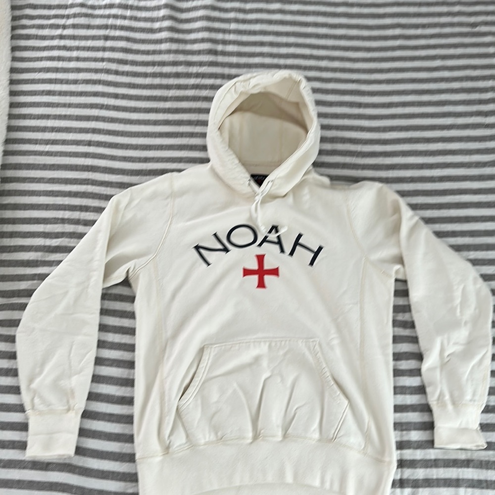 Noah NYC classic logo hoodie cream medium